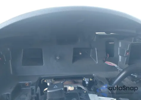 2007 Cadillac Escalade Standard z USA, uszkodzony, nr VIN 1GYEC63877R380049